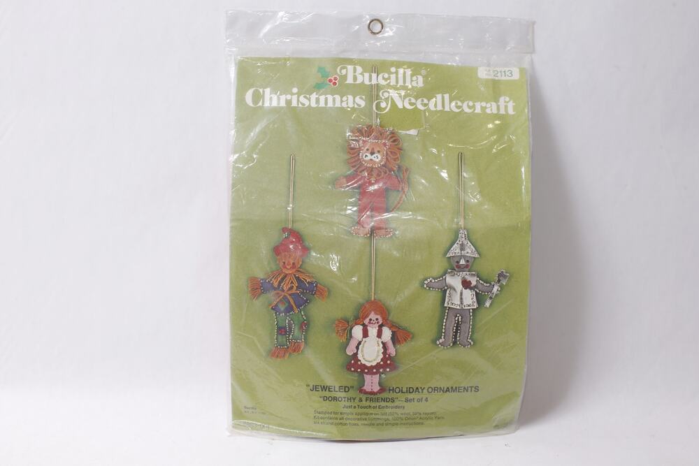 Bucilla Christmas Needlecraft Dorothy & Friends Ornaments ~ 260907-WH 1136